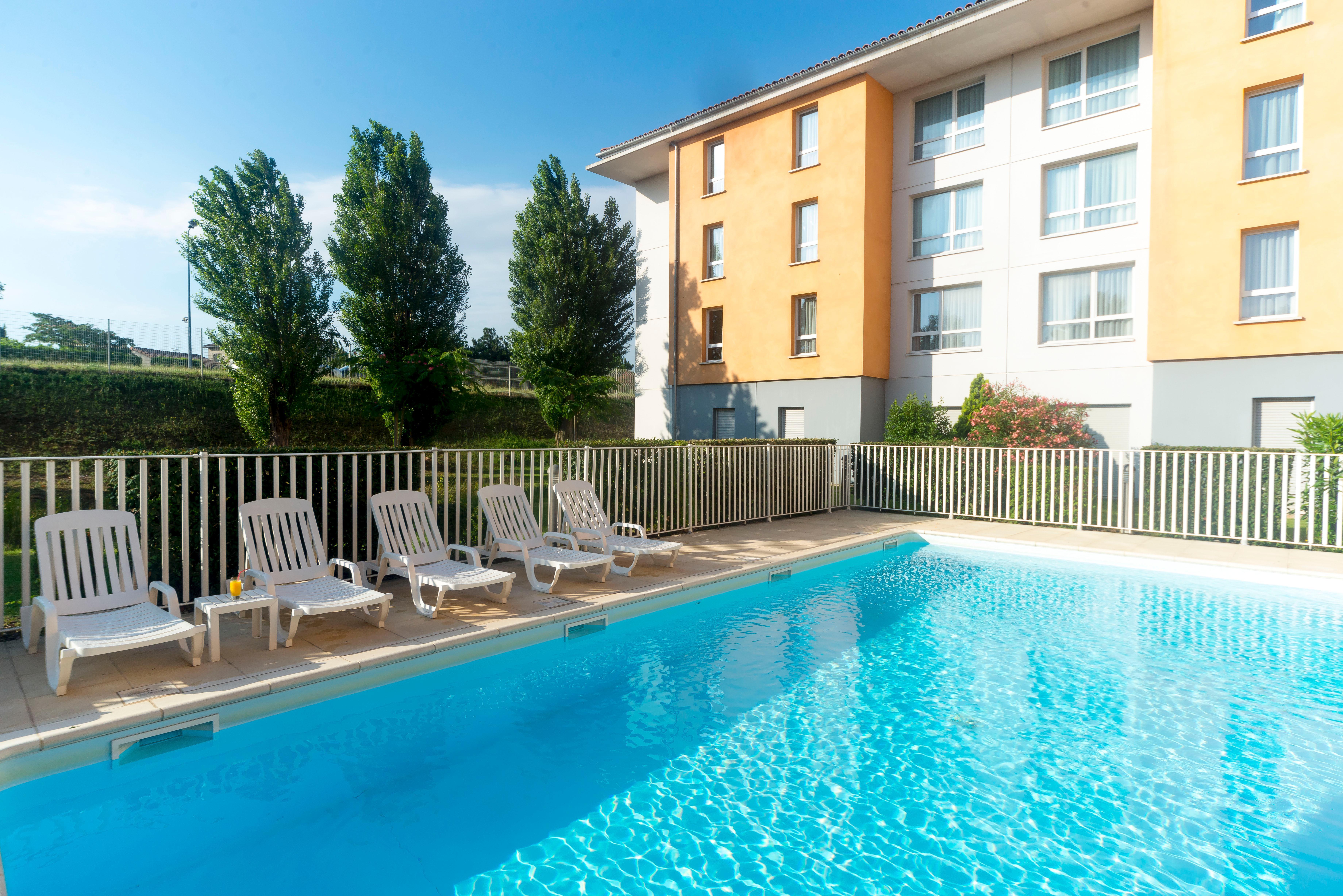Comfort Aparthotel Каркассон Экстерьер фото